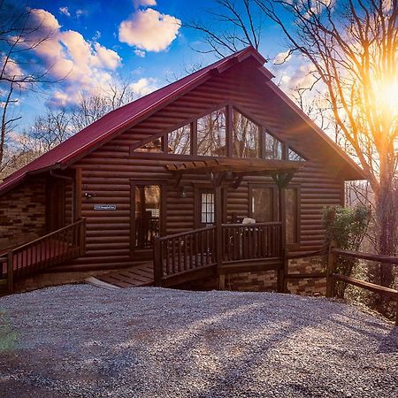 Snuggled Inn Holiday Home Гатлинбург Экстерьер фото