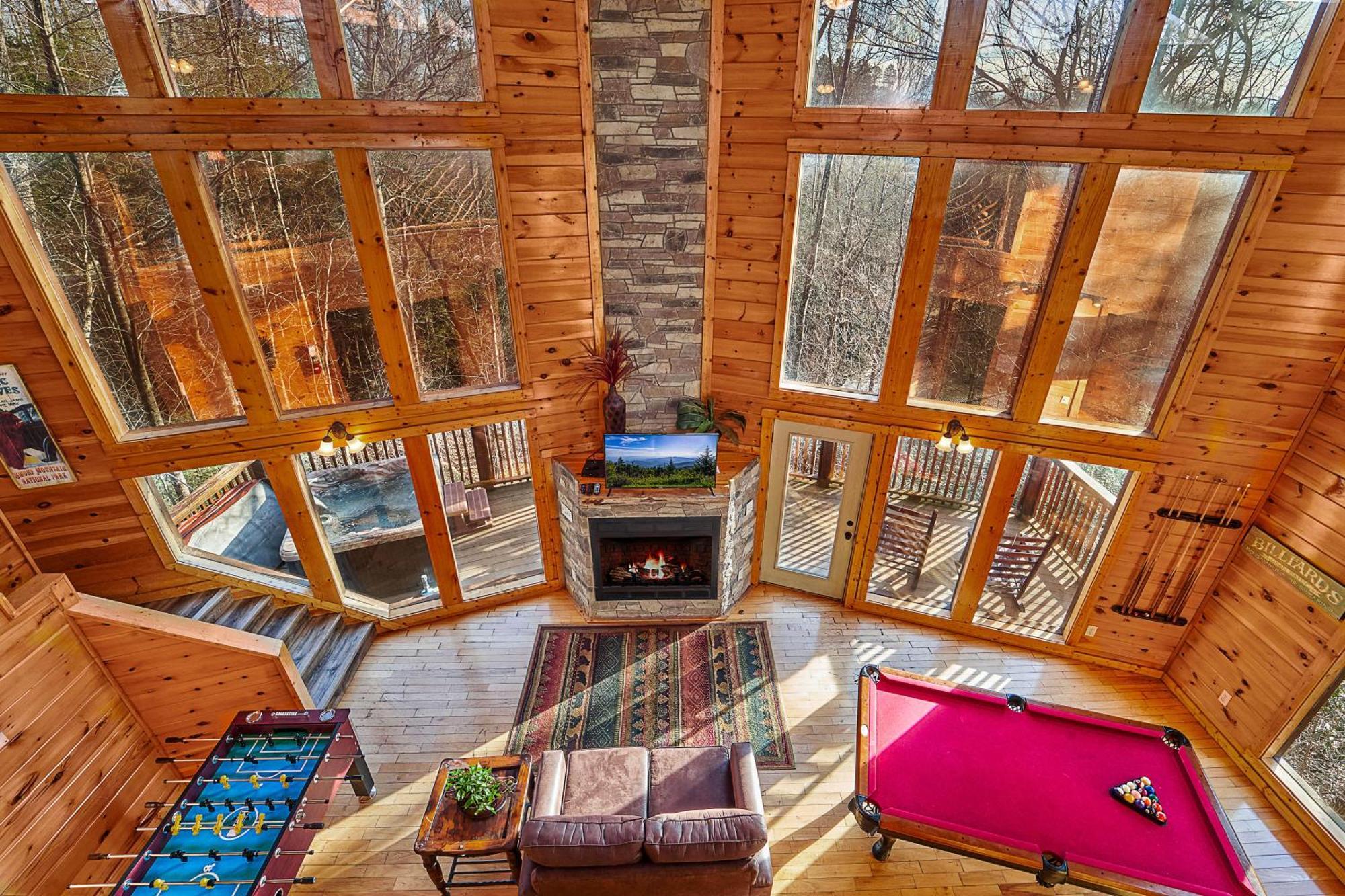 Snuggled Inn Holiday Home Гатлинбург Экстерьер фото